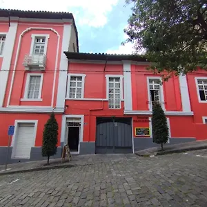 la-guayunga-hostel-quito.hotelsquito.com/